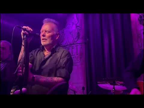 "On Falling Leaves" live at Grend 25.04.2025